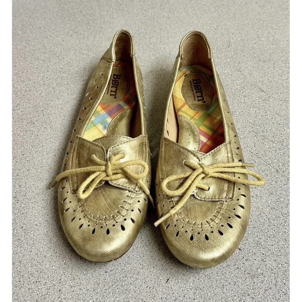 Born Gold Metallic Leather Ballet‎ Flats with Ties Size 6.5